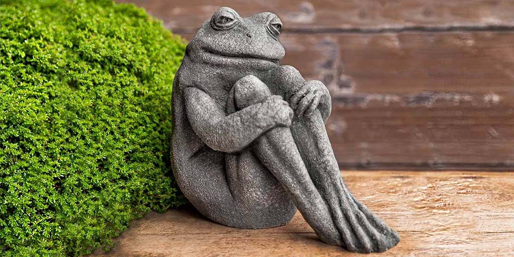 Frog Statues