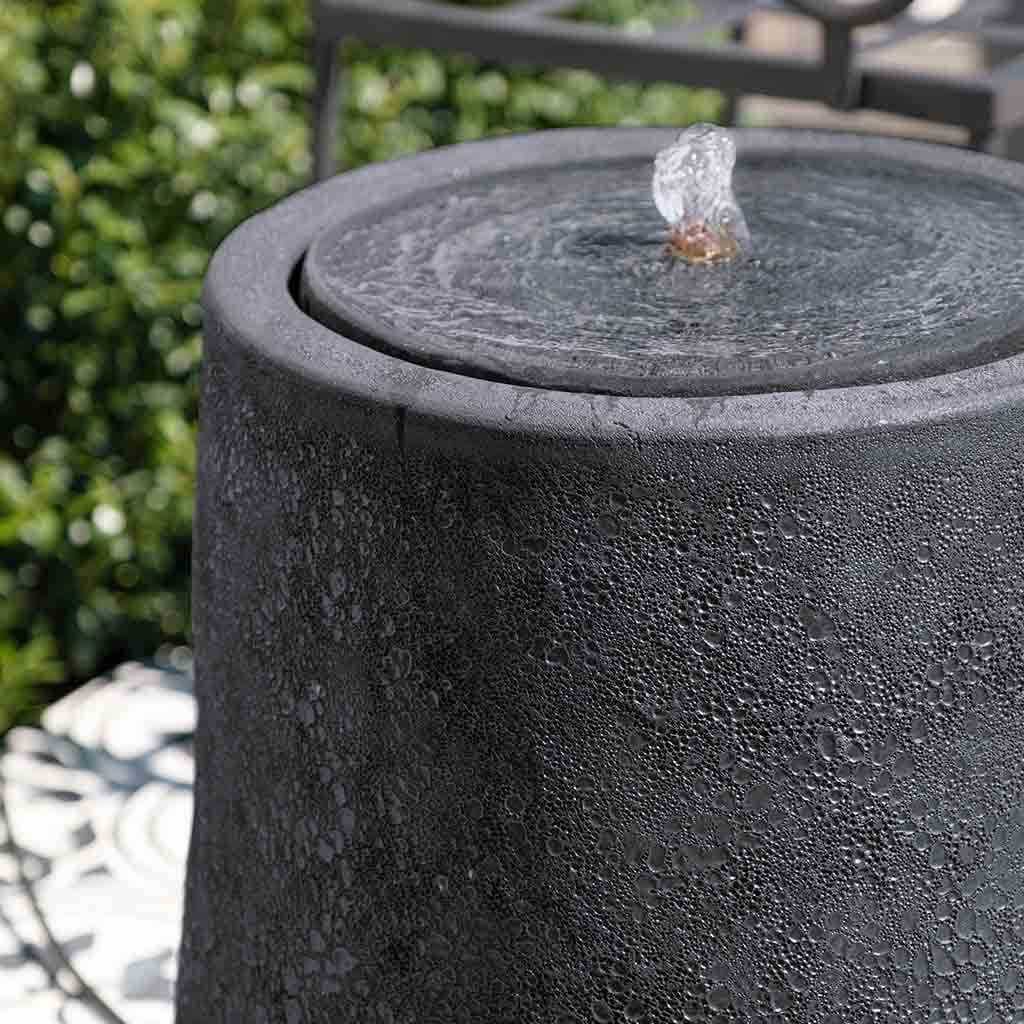 Daralis Fountain, Large - Thumbnail 5