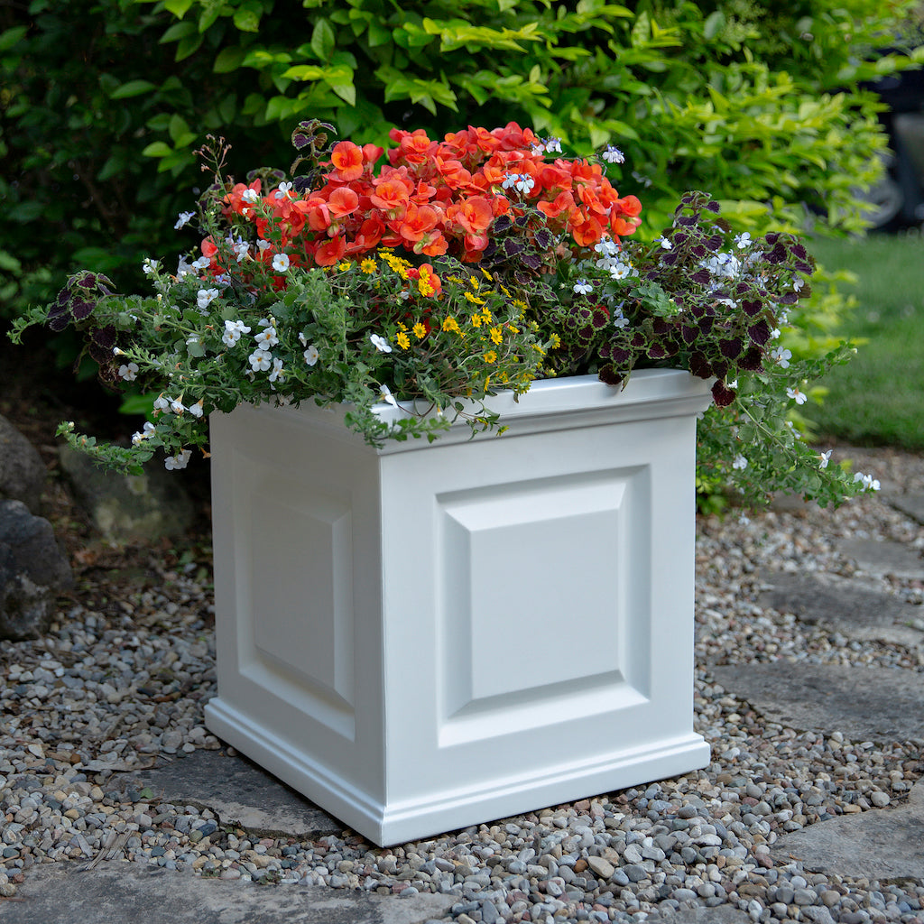 Nantucket 16in Square Planter