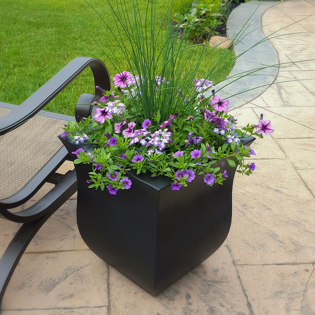 Valencia Square Planter