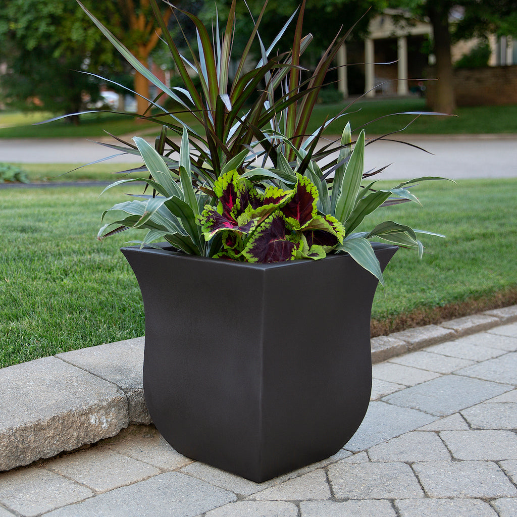 Valencia Square Planter