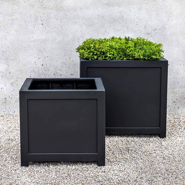 Campania Oxford Square Planter | Garden-Fountains