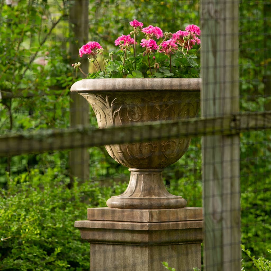 Campania Palais Arabesque Urn with Pedestal - PPD-609