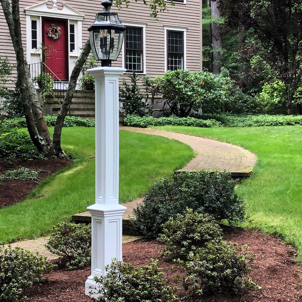 Signature Lamp Post with Mount