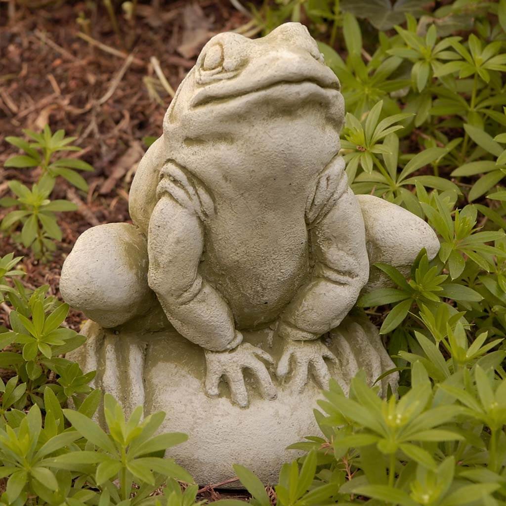 Campania International Frankie the Frog Statue - Thumbnail 2