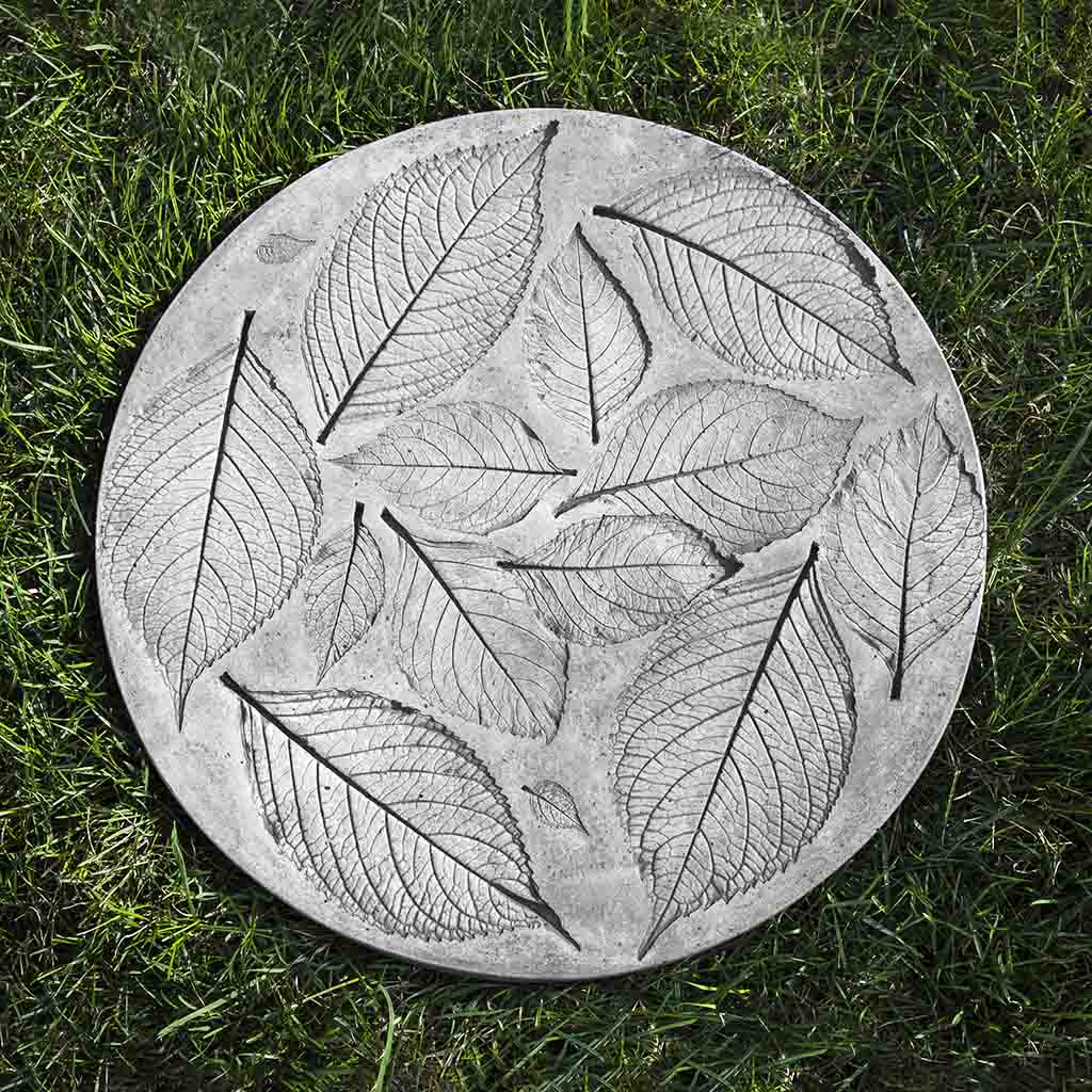 Campania International Hydrangea Leaf Stepping Stone - Thumbnail 2