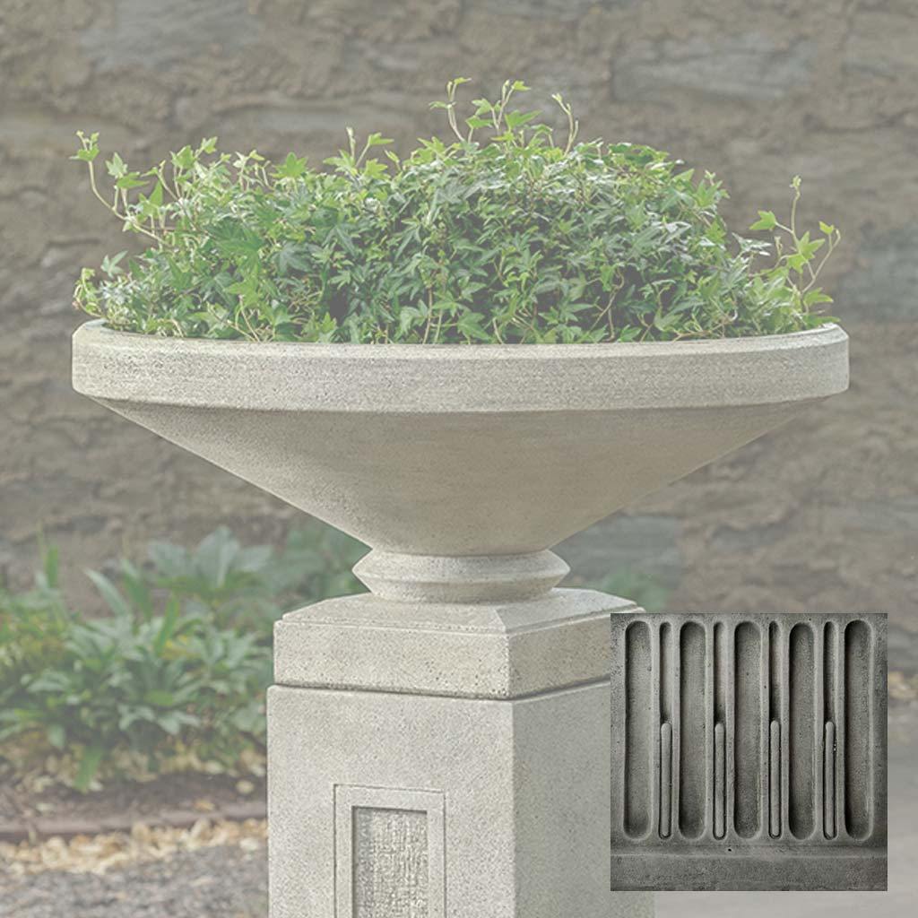 Gimlet Urn
