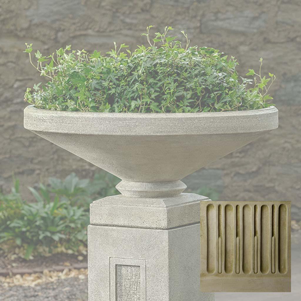 Gimlet Urn