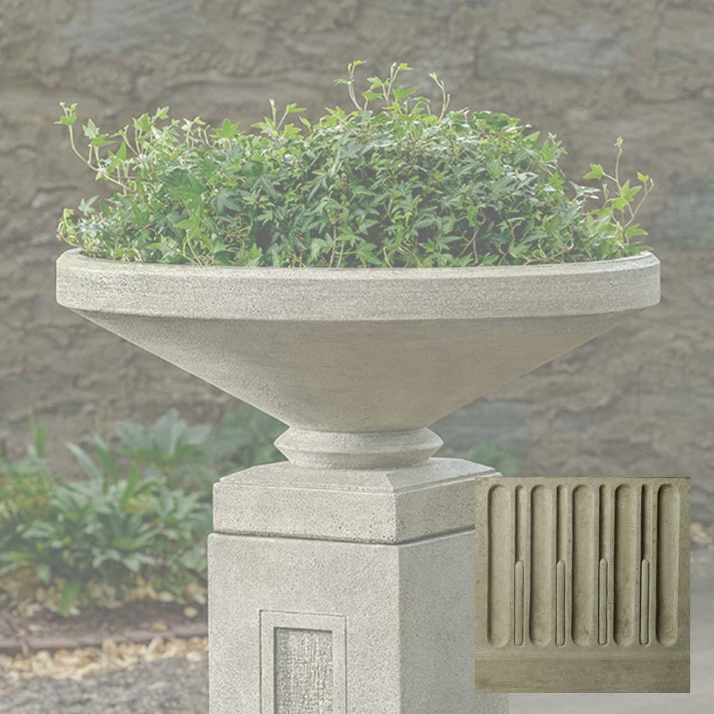 Gimlet Urn