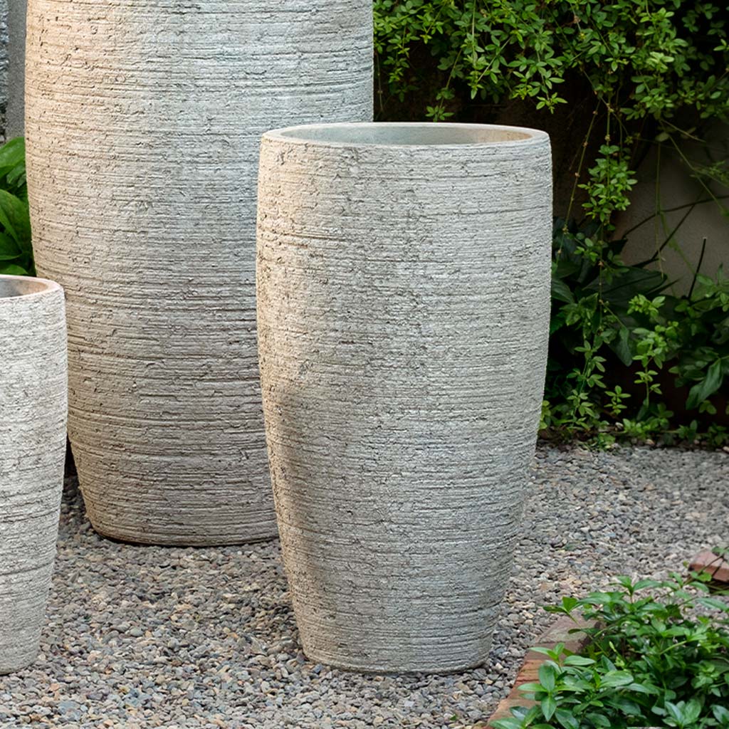 Las Rocas Planter