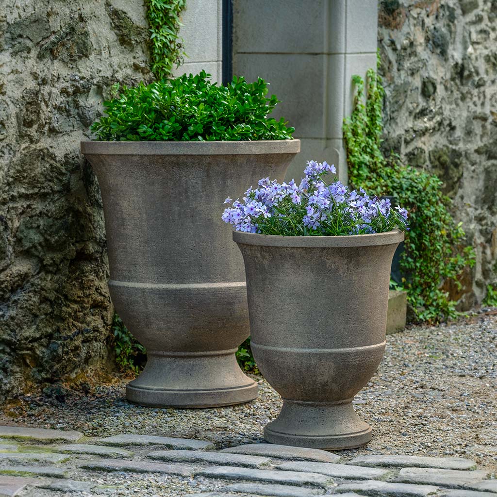Textured Pascal Urn, Large