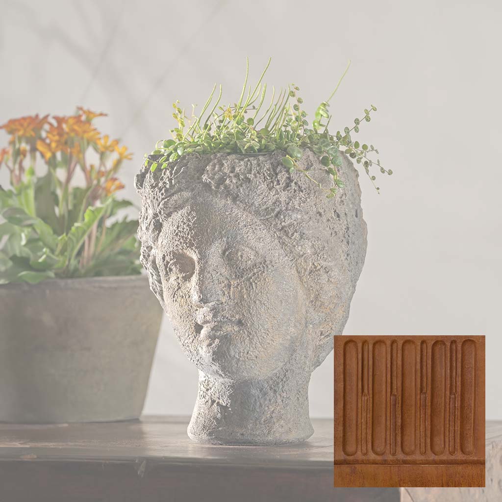 Claudia Planter