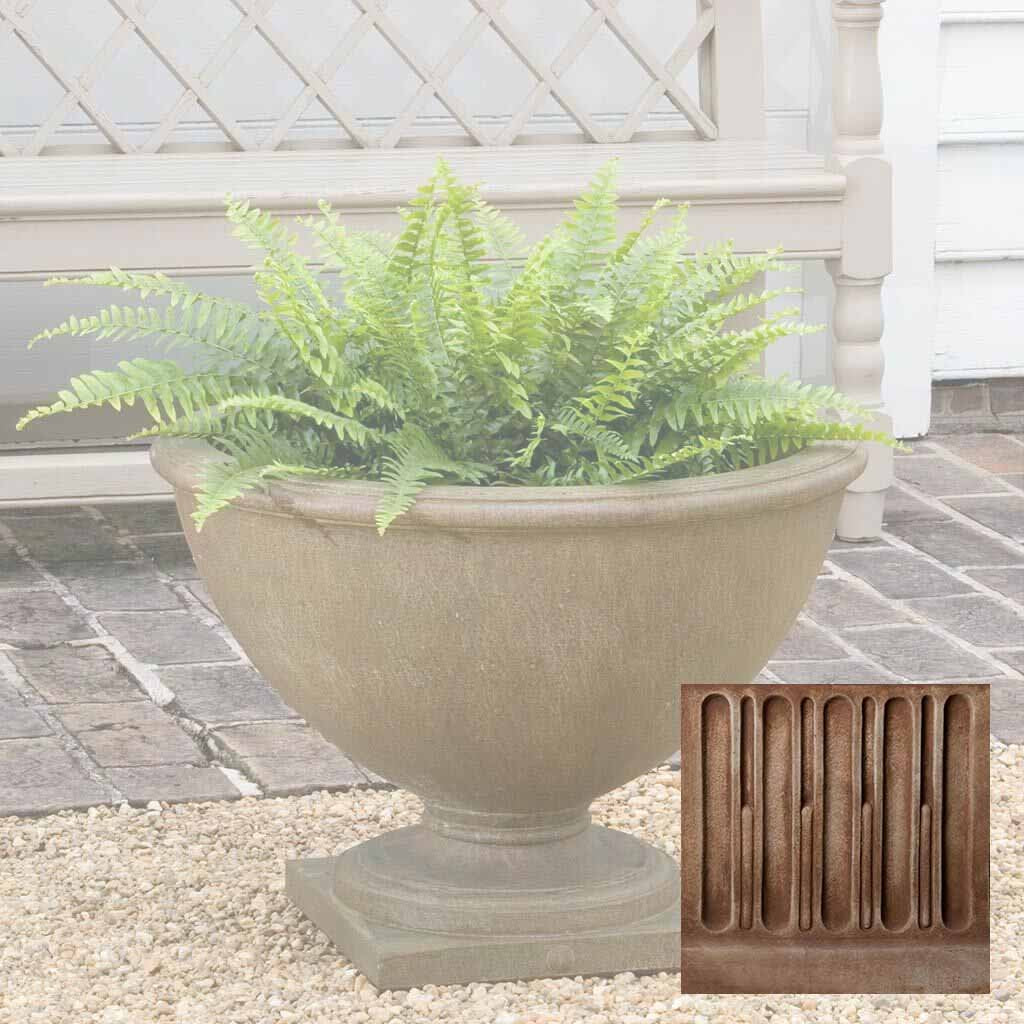 Williamsburg Basset Hall Urn