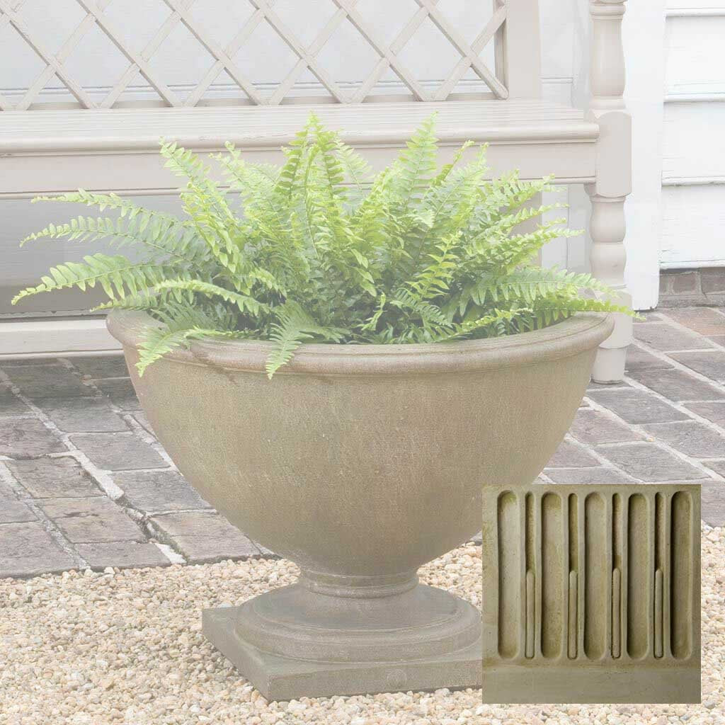 Williamsburg Basset Hall Urn