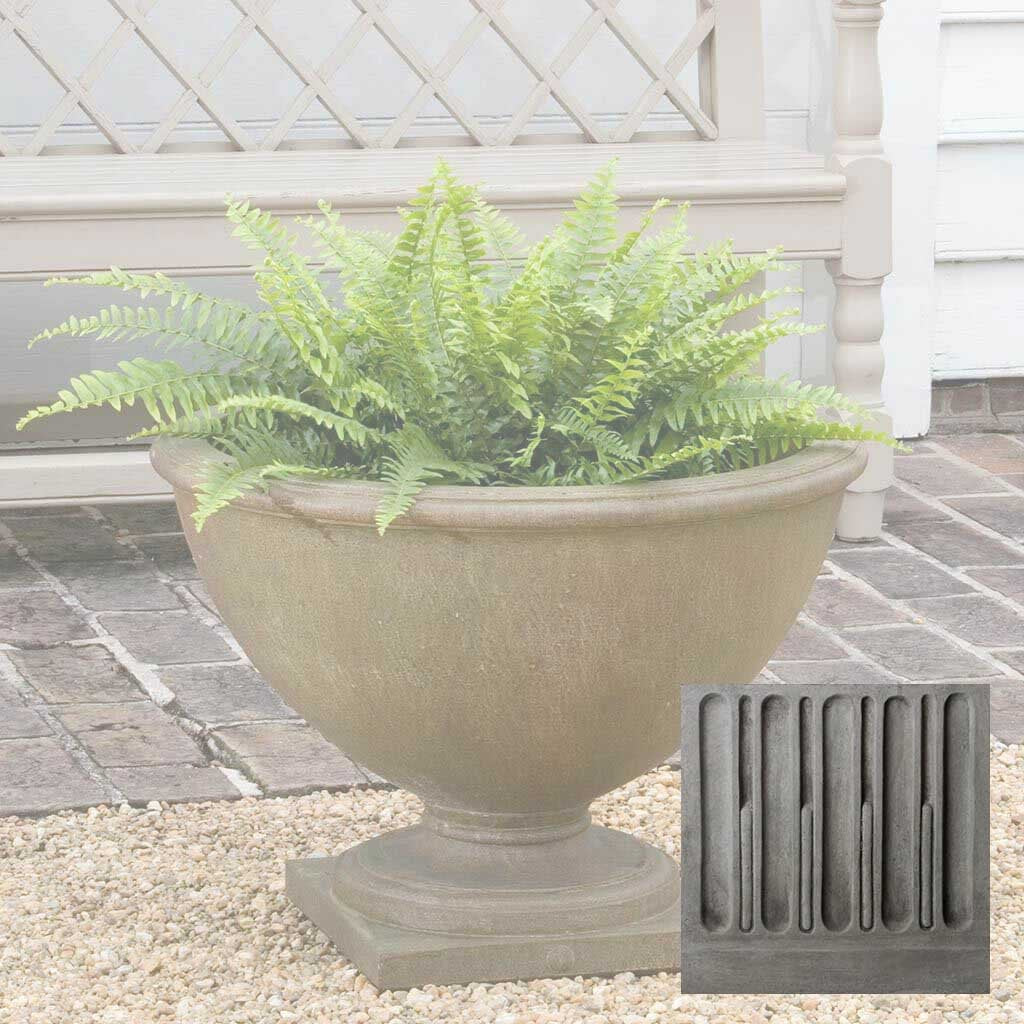 Williamsburg Basset Hall Urn
