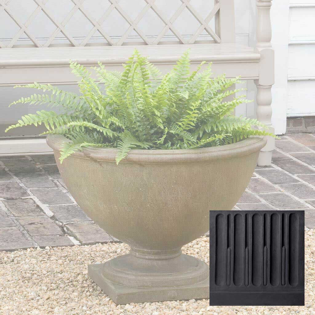 Williamsburg Basset Hall Urn