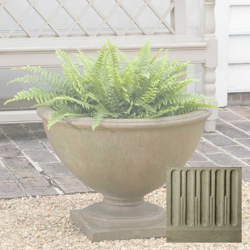 Williamsburg Basset Hall Urn