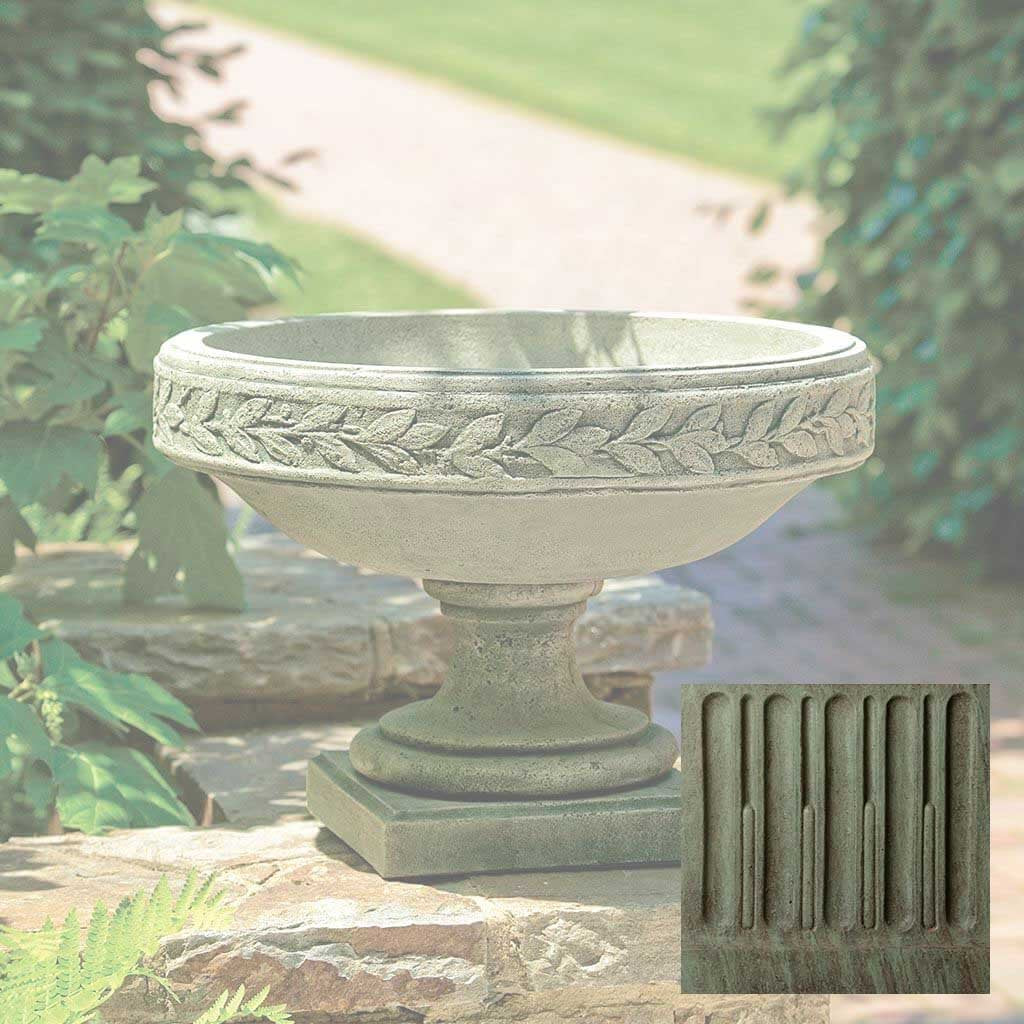 Longwood Laurel Banded Urn