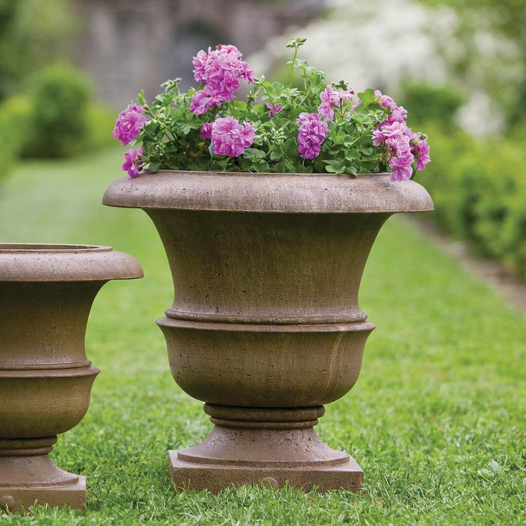 Campania International Williamsburg Wren Planter - Thumbnail 3