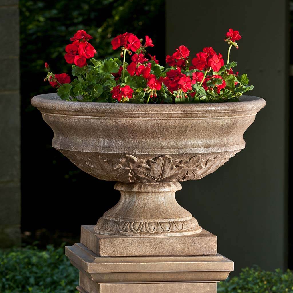 Campania International Coachhouse Urn - Thumbnail 4