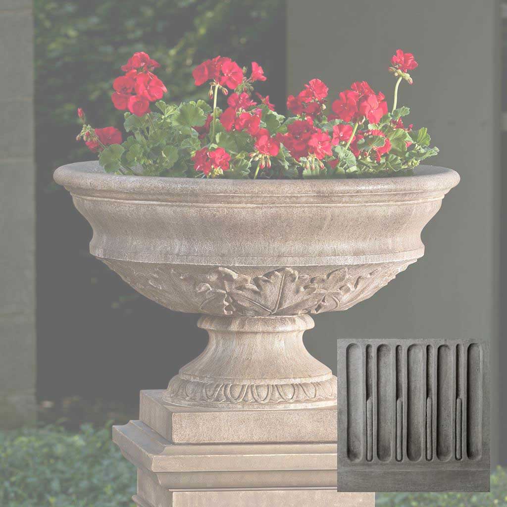 Coachhouse Urn
