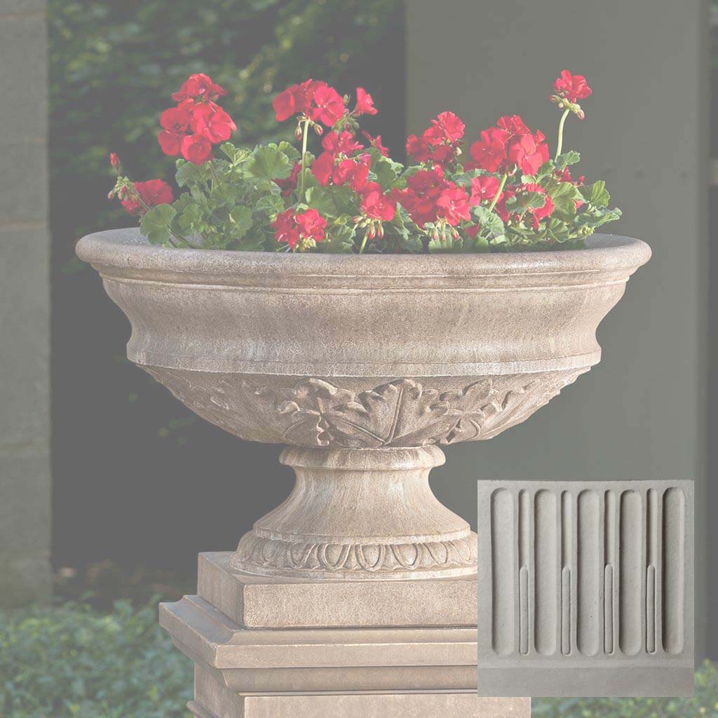 Coachhouse Urn