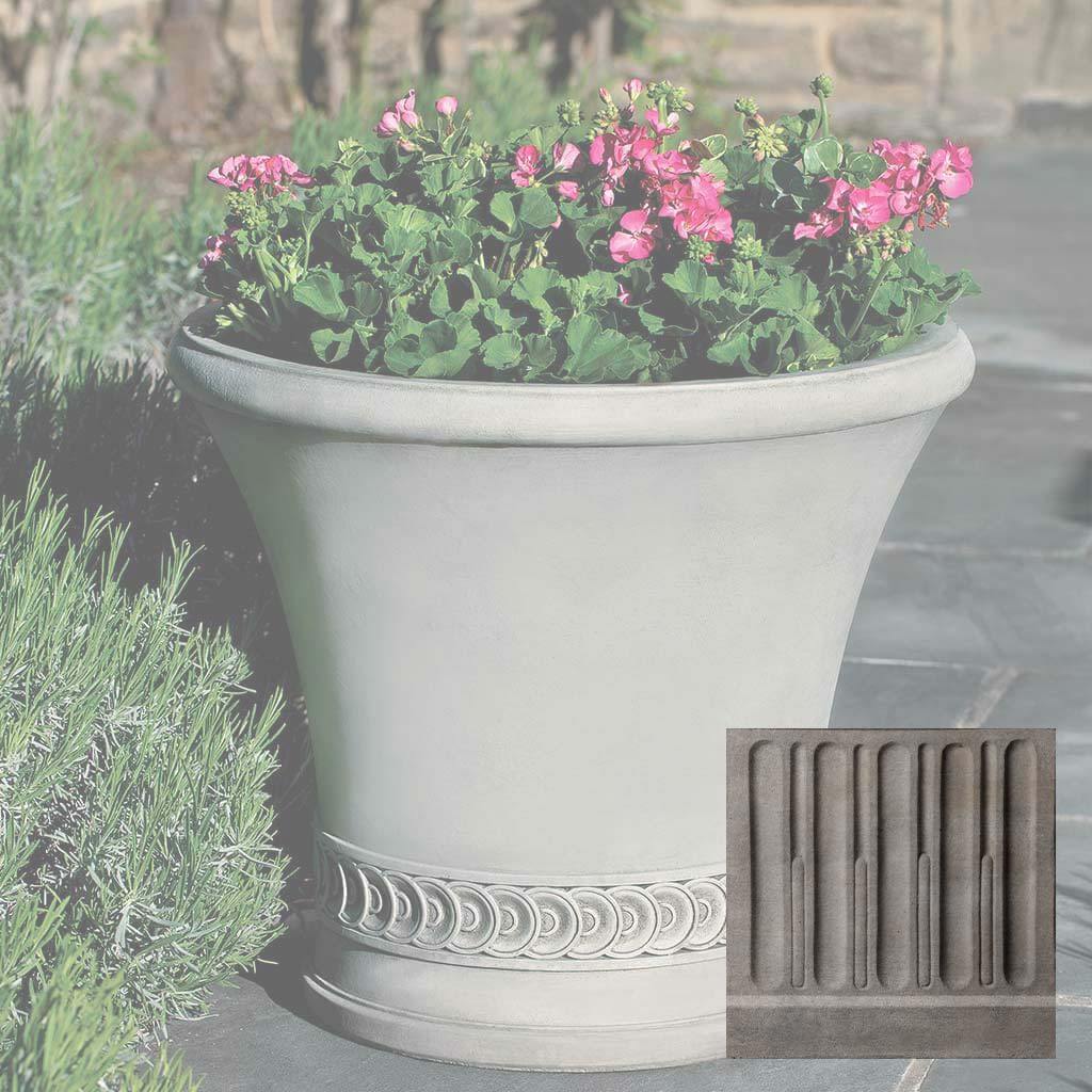 Vallier Urn