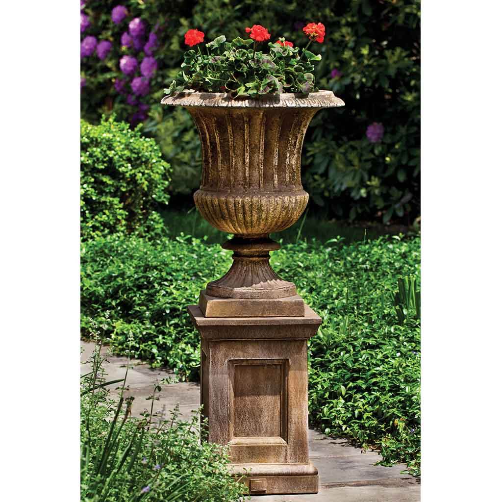 Smithsonian Classical Urn
