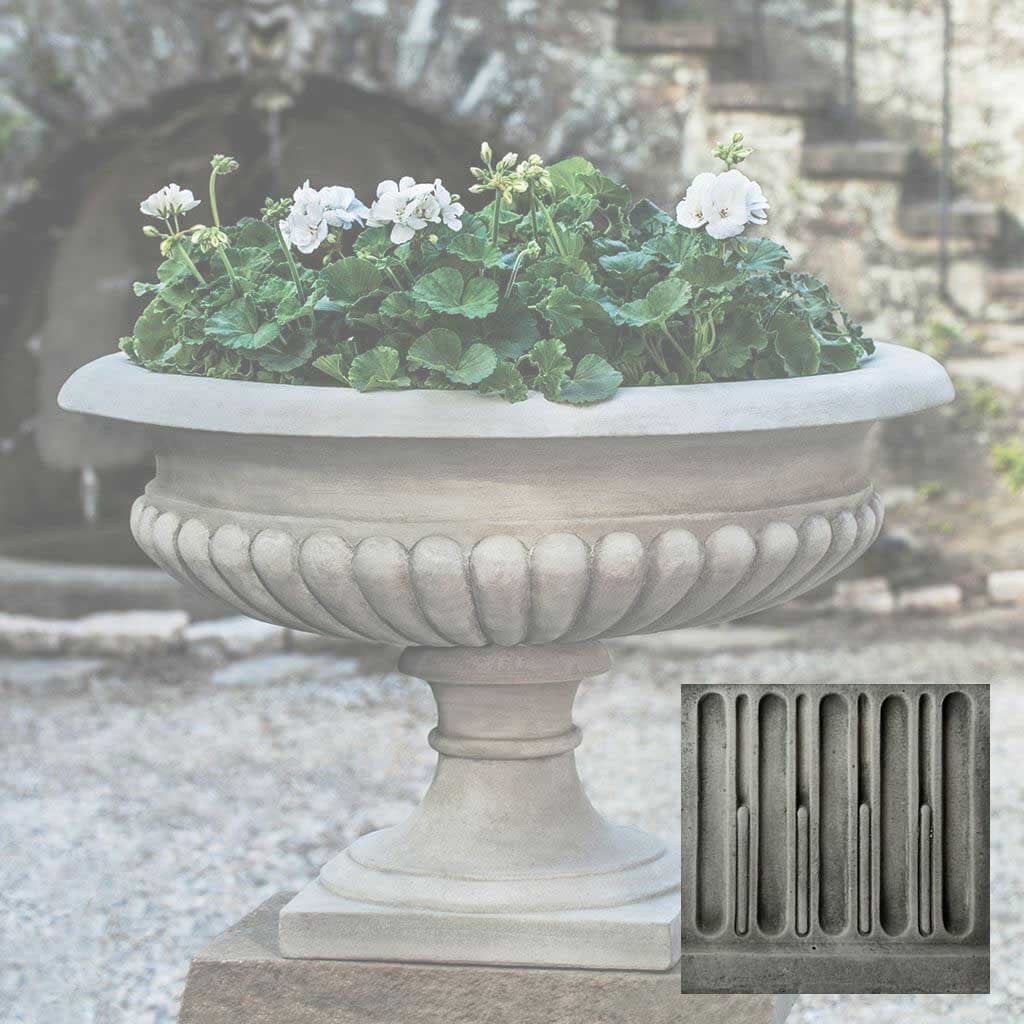 Kingscote Urn