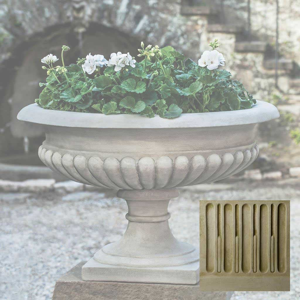 Kingscote Urn