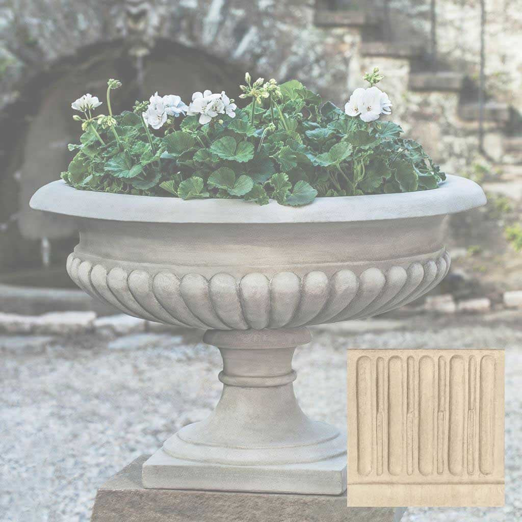 Kingscote Urn