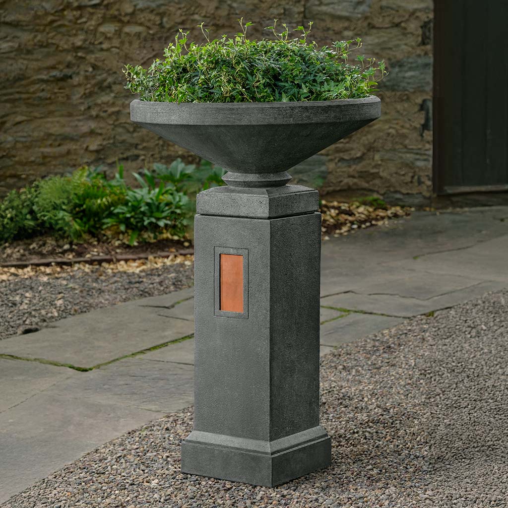 Gimlet Urn with Pedestal with Copper