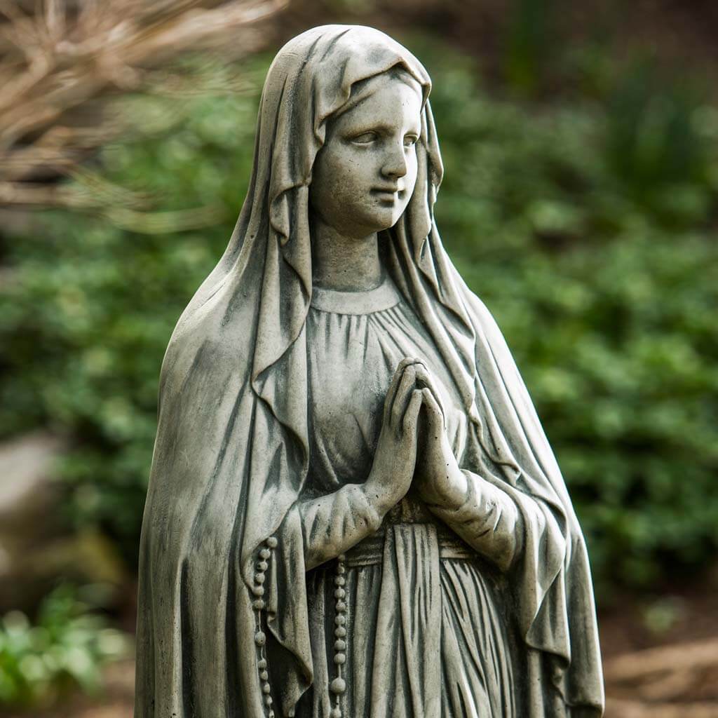 Campania International Madonna